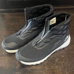 The North Face Thermoball Zip Boots